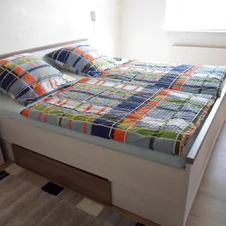 Am Reichelbach Schoene Kostenlose Stellplaetze Apartamento Neuwied