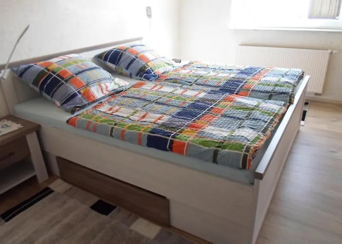 Am Reichelbach Schoene Kostenlose Stellplaetze דירה נויוויד